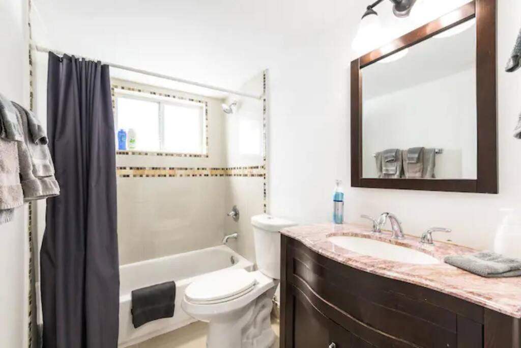 A2 - Endless Summer Vacation Rentals - 3 Bedroom Apartment Close To Casino フォート・ローダーデール エクステリア 写真